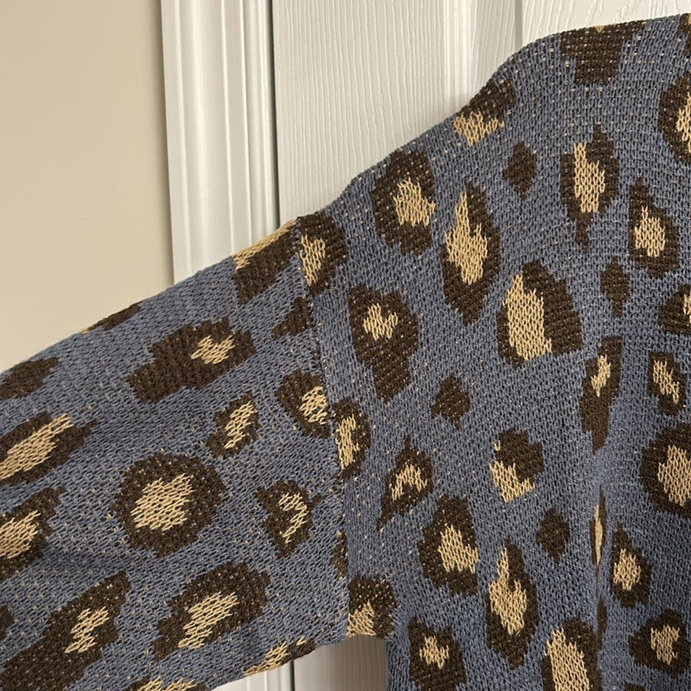 L Love Blue Gold Print Distressed Long Sleeve Acrylic Sweater Size Medium - Picture 3 of 9